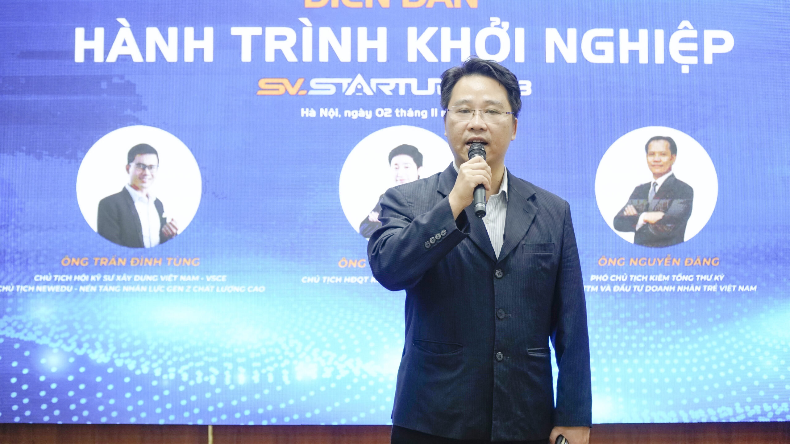 Diễn đàn Hành trình khởi nghiệp – SV.STARUP 2023 – và Lễ phát động cuộc thi “Sinh viên ETU với ý tưởng khởi nghiệp năm 2023” -Trường Đại học Hòa Bình 4 DSC2881 scaled