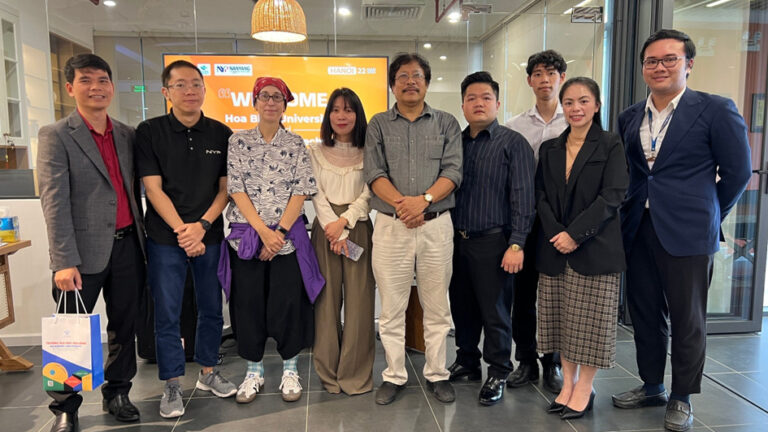 Đoàn Công tác trường Đại học Hòa Bình và Nanyang Polytechnics thăm quan thực tế tại doanh nghiệp Laser Media, Master Media và Eurotile, Hà Nội, tháng 3/2024